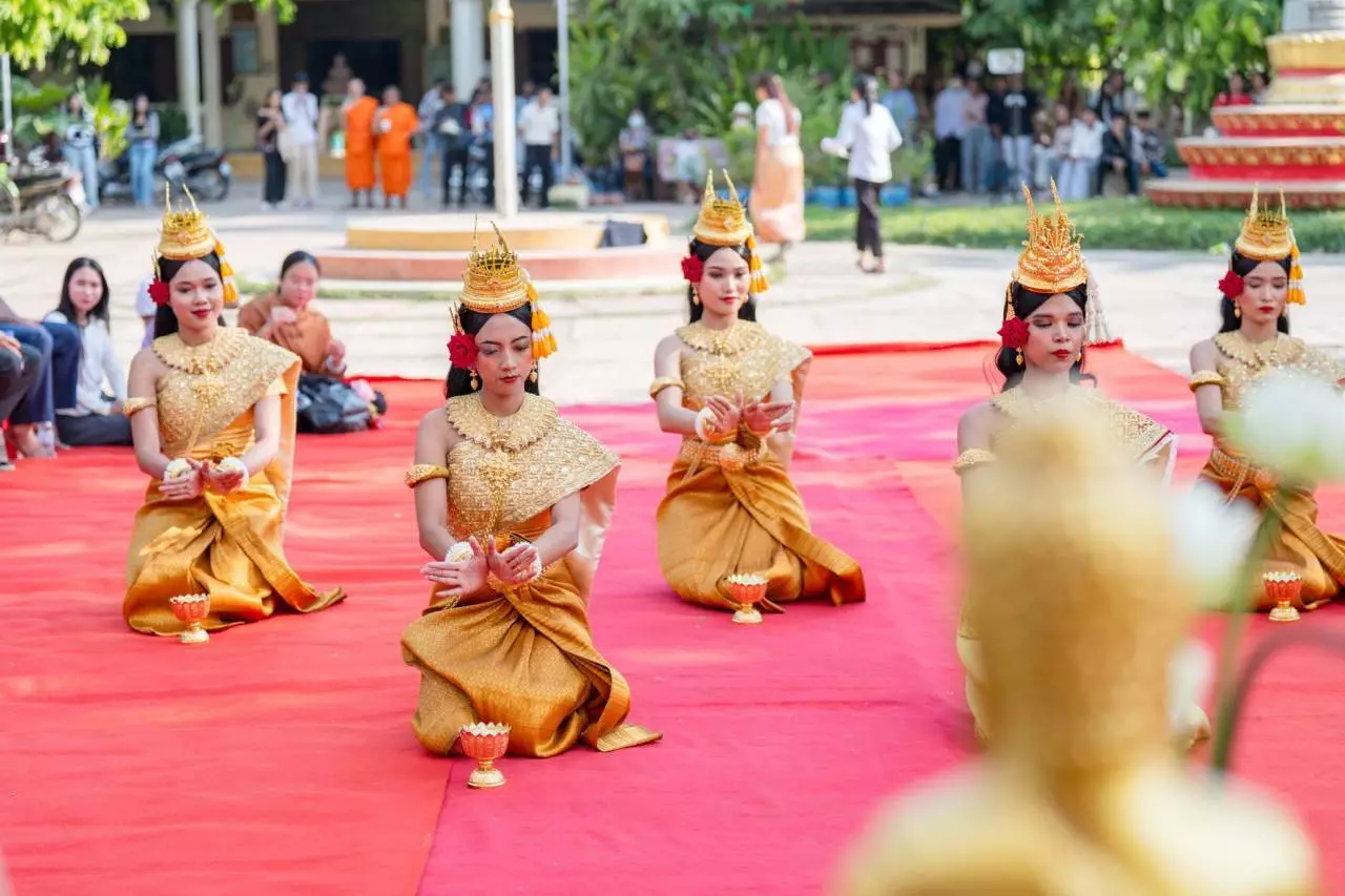 ការសម្តែងរបាំប្រពៃណី